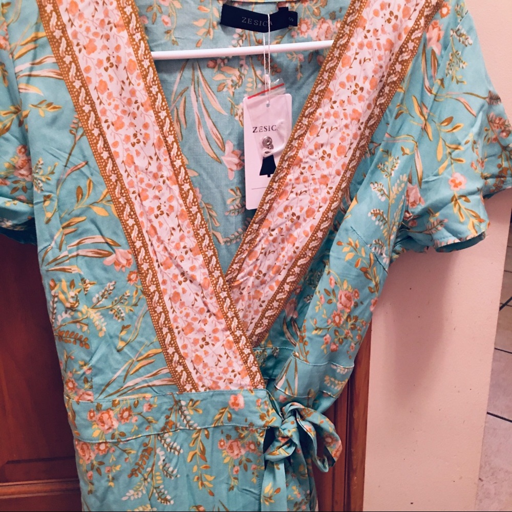 Zesica Floral Wrap Dress
